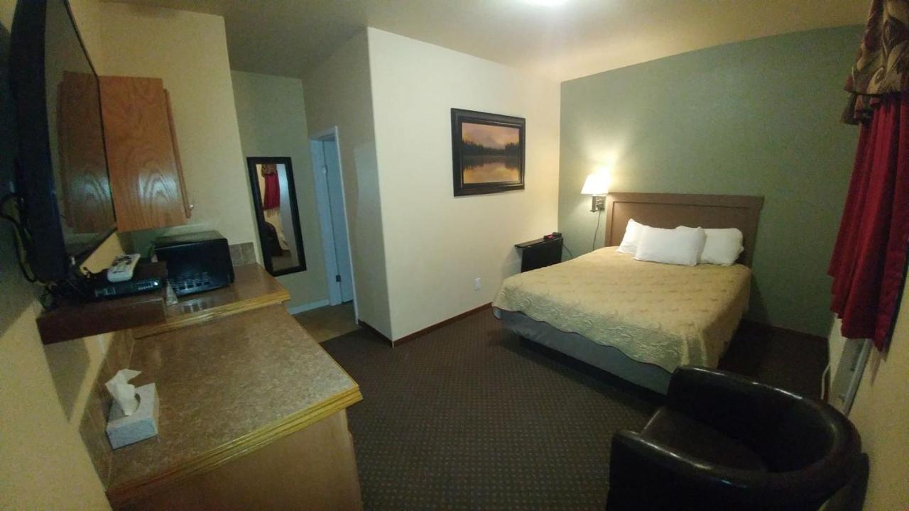 Broadus Sagebrush Inn & Suites מראה חיצוני תמונה