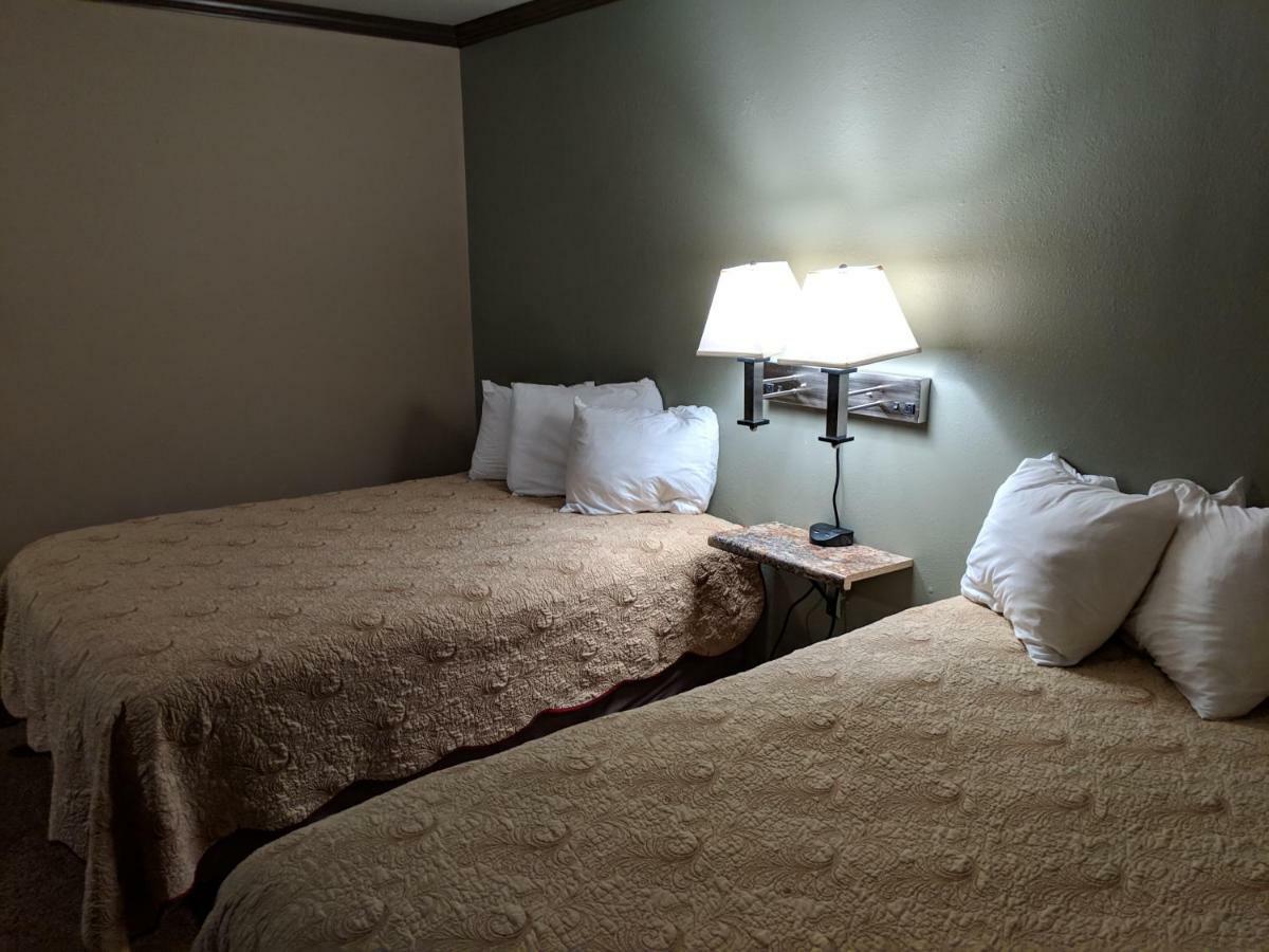 Broadus Sagebrush Inn & Suites מראה חיצוני תמונה