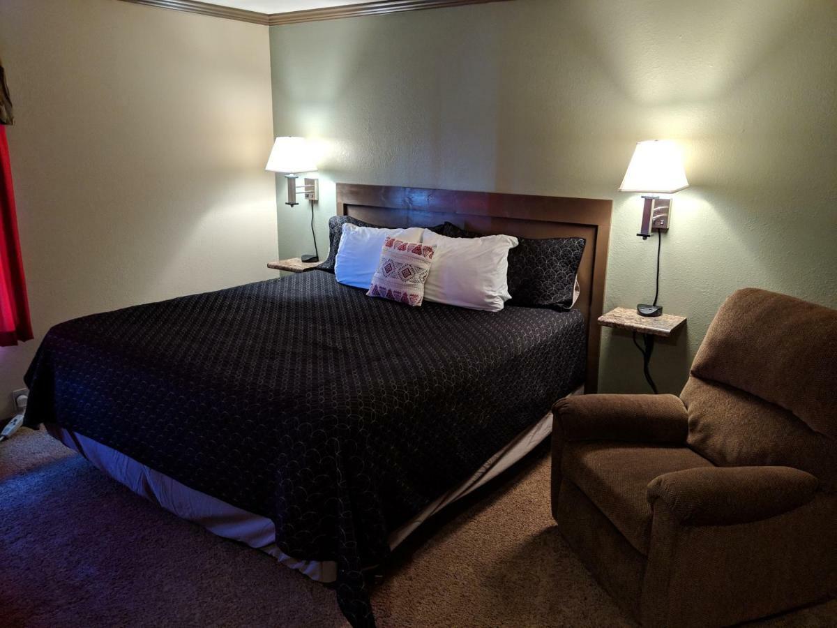 Broadus Sagebrush Inn & Suites מראה חיצוני תמונה